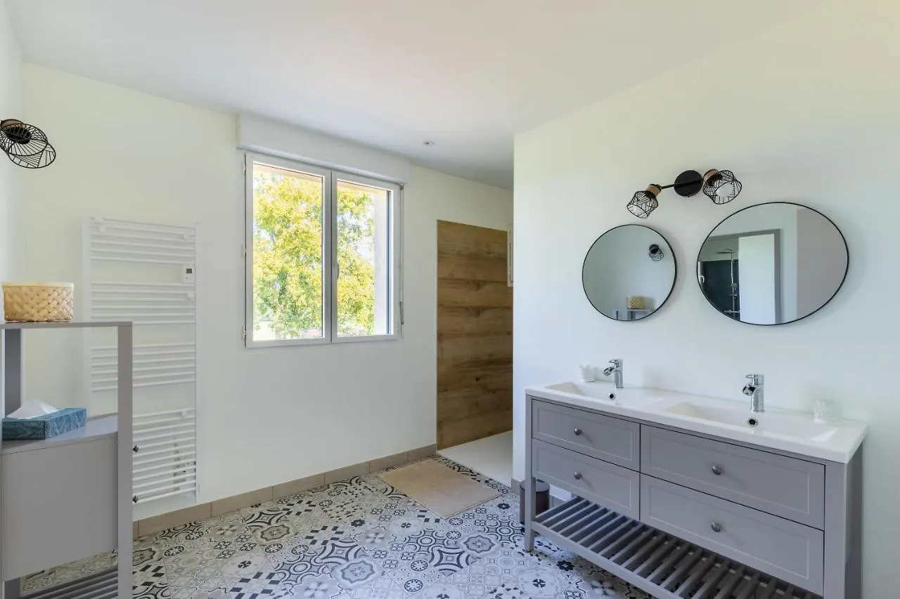 Le Jardin Des Sens Villa Chasne-sur-Illet Holiday home