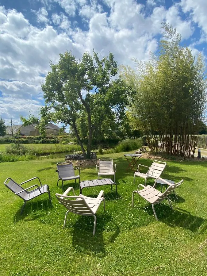 Holiday home Le Jardin Des Sens Villa Chasne-sur-Illet